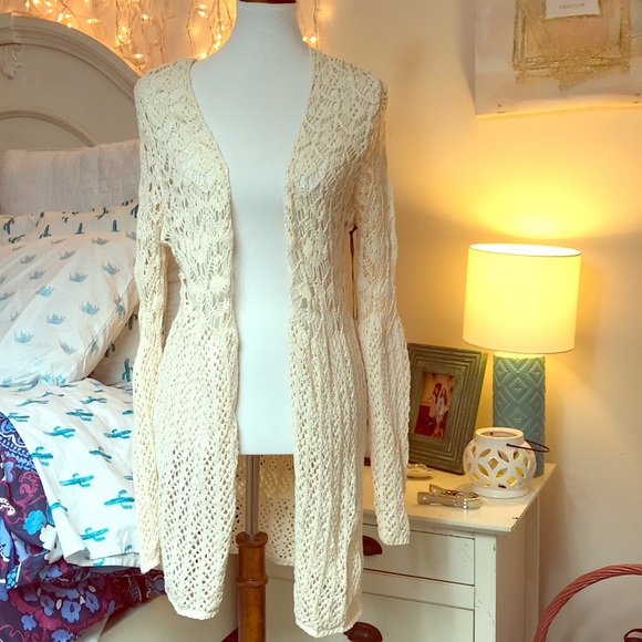 Sweater cover up - Picture 1 of 4